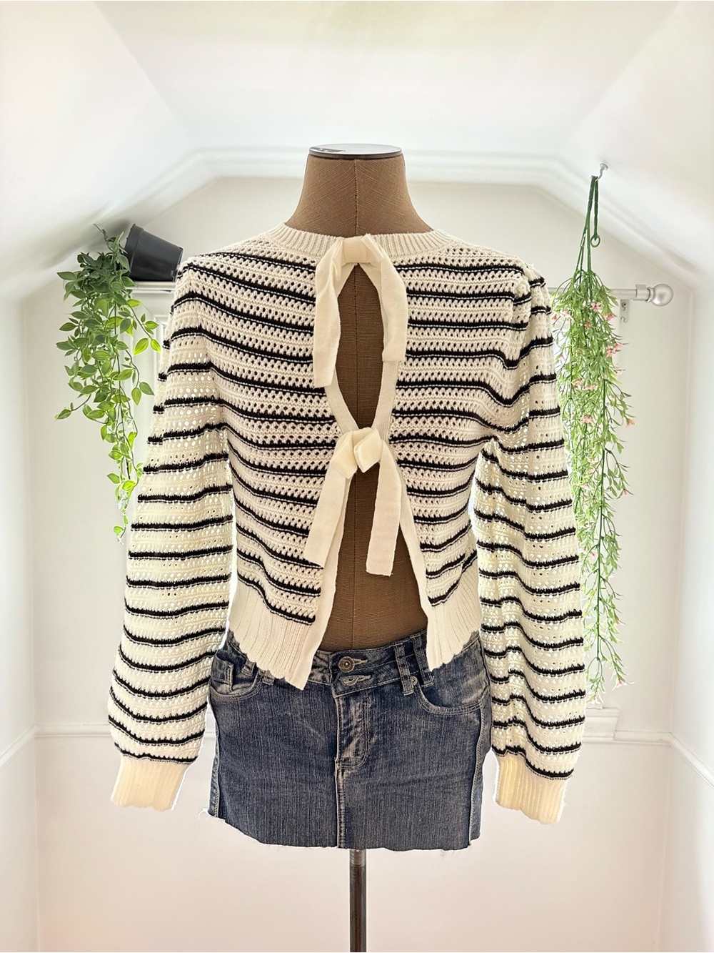 Striped Ribbon Knit Sweater - Cream & Black